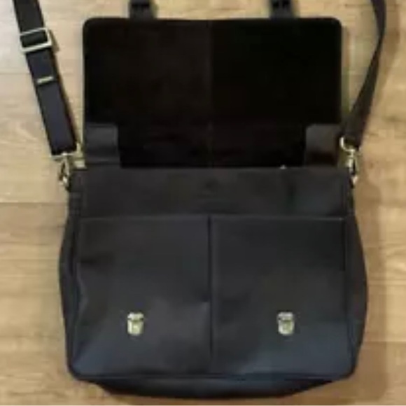 Visconti Berlin Crossbody Messenger Bag Oiled Leather Double Buckle - Picture 2 of 12